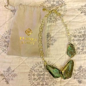 Kendra Scott Violet Gold Statement Necklace in Gray Illusion